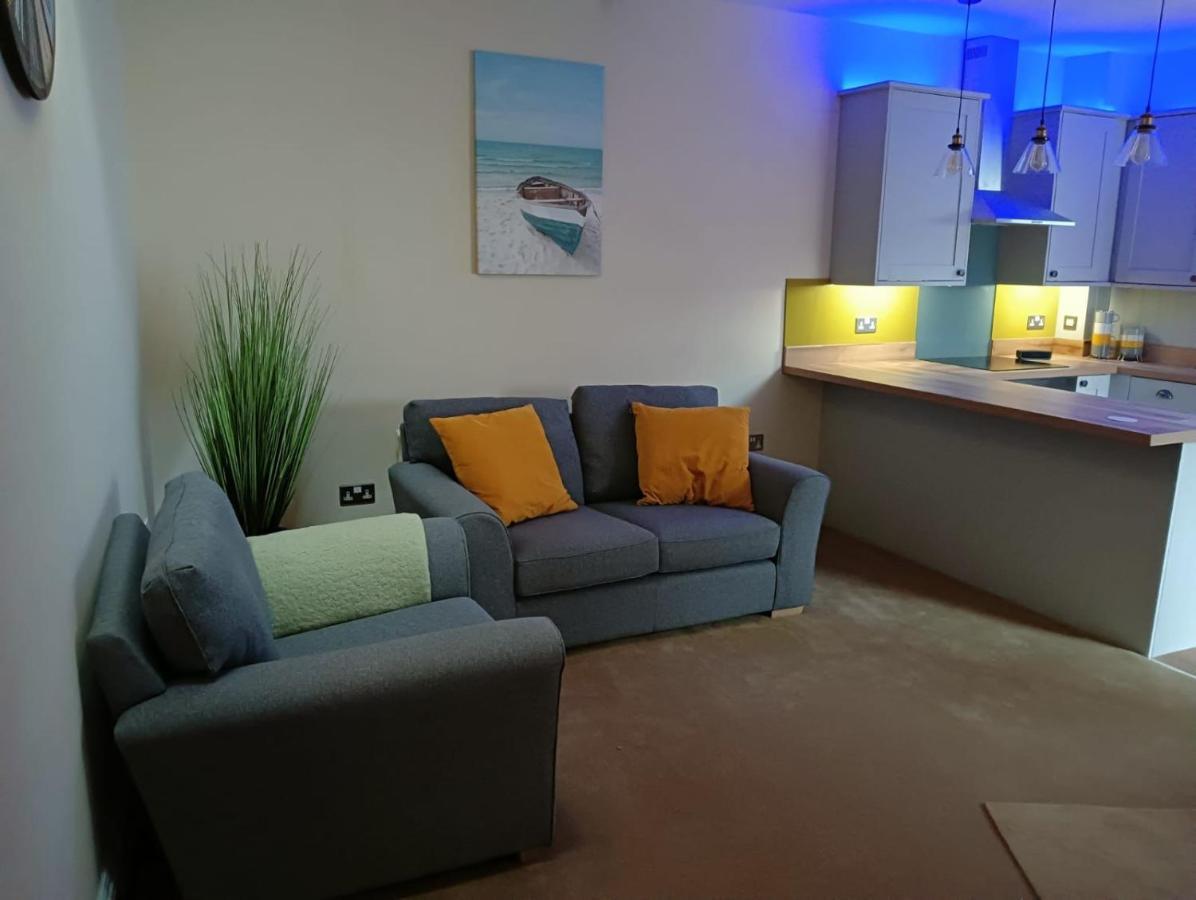 Catherine Street Apartments ซอลส์บรี ภายนอก รูปภาพ